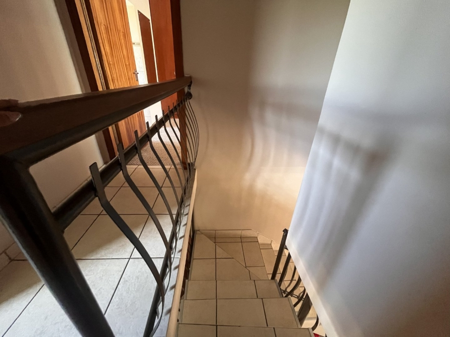 4 Bedroom Property for Sale in Lilyvale Free State